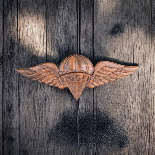 Airborne & Parachute Rigger Badge